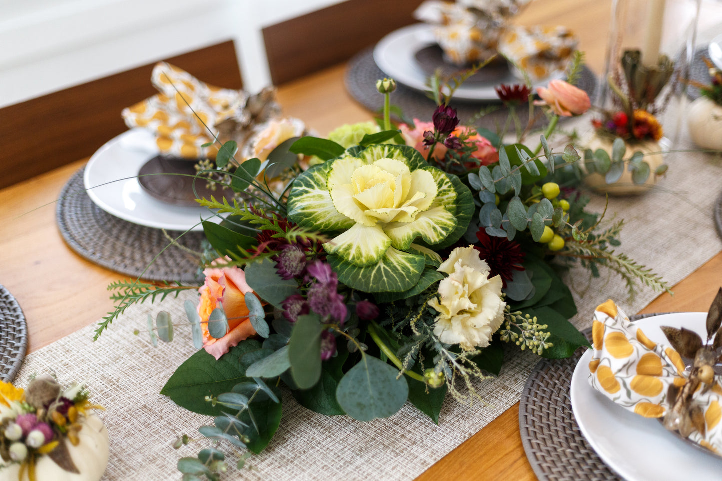Classic Harvest: Traditional Thanksgiving Centerpiece