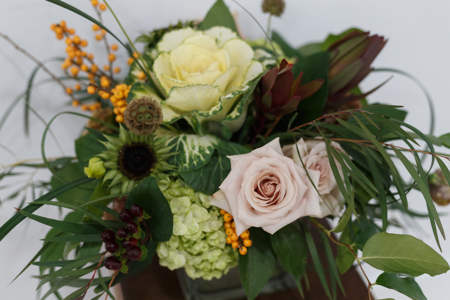 Modern Harvest: Contemporary Thanksgiving Centerpiece